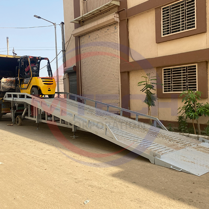 Material Handling Equipment Manufacturers in Gandhinagar